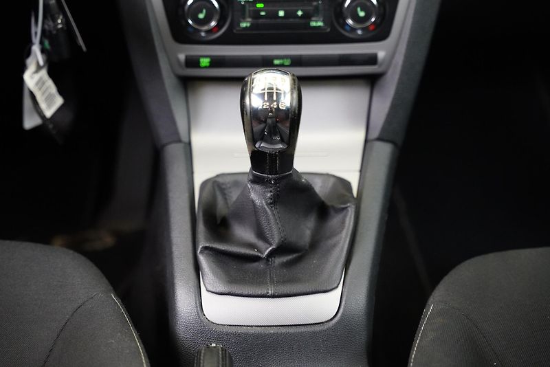 Škoda Octavia - fotka 23 z 25