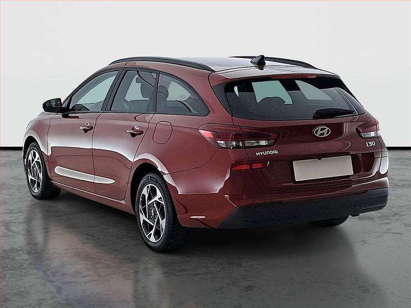 Hyundai i30 (2024) Family Smart 1.0 T-GDI - fotka 4 z 20