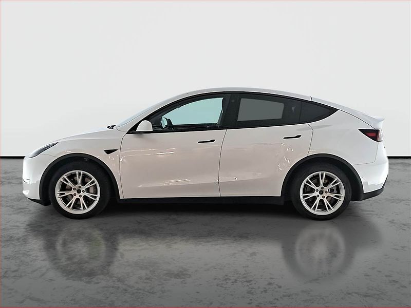 Tesla Model Y (2022) Long Range AWD 79kWh, SoH 91% - fotka 3 z 23