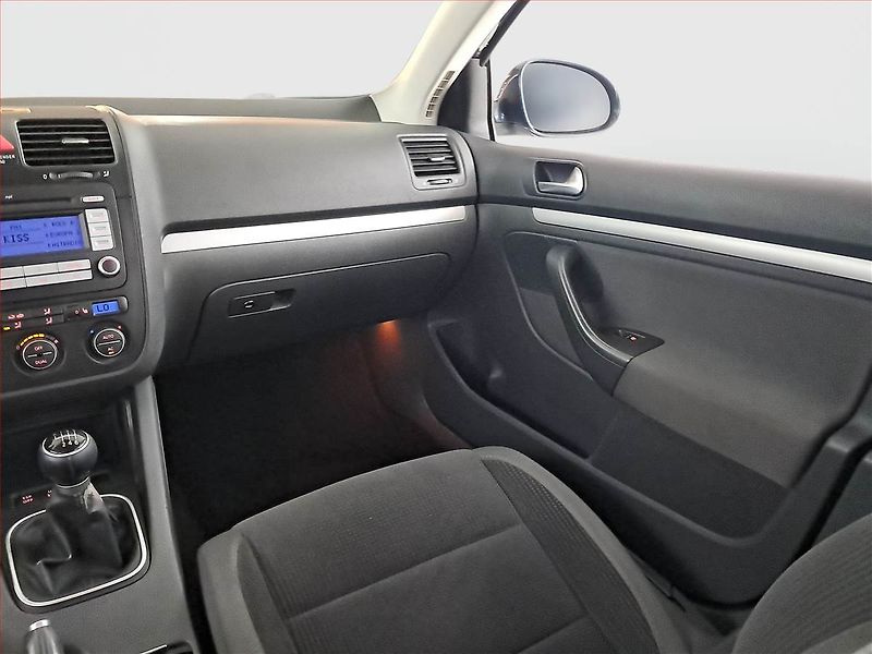 Volkswagen Golf (2008) 1.4 TSI, Tempomat - fotka 8 z 16