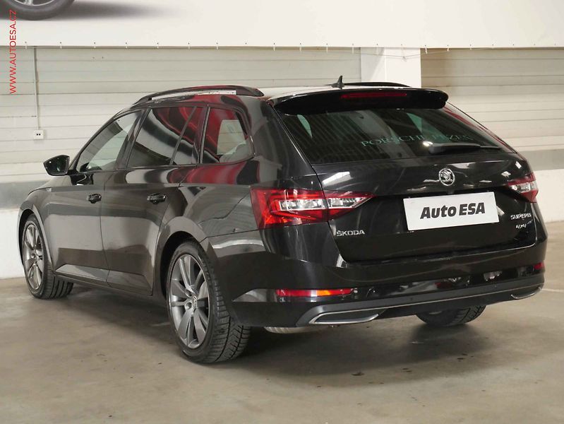 Škoda Superb (2018) 2.0 TDI 4x4, ČR, DSG, navi - fotka 4 z 23