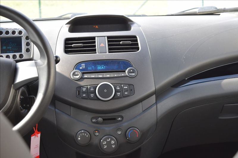 Chevrolet Spark 1,0 1.0I 50KW PO SERVISE - fotka 16 z 35