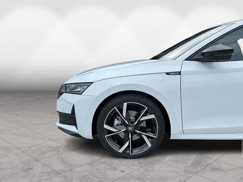 Škoda Octavia 2.0 TDi 110 kW SPORTLINE DSG - fotka 10 z 30