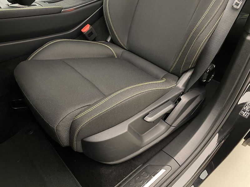Lynk & Co 01 (2025) CORE PHEV AUT CZ 1.maj - fotka 26 z 96