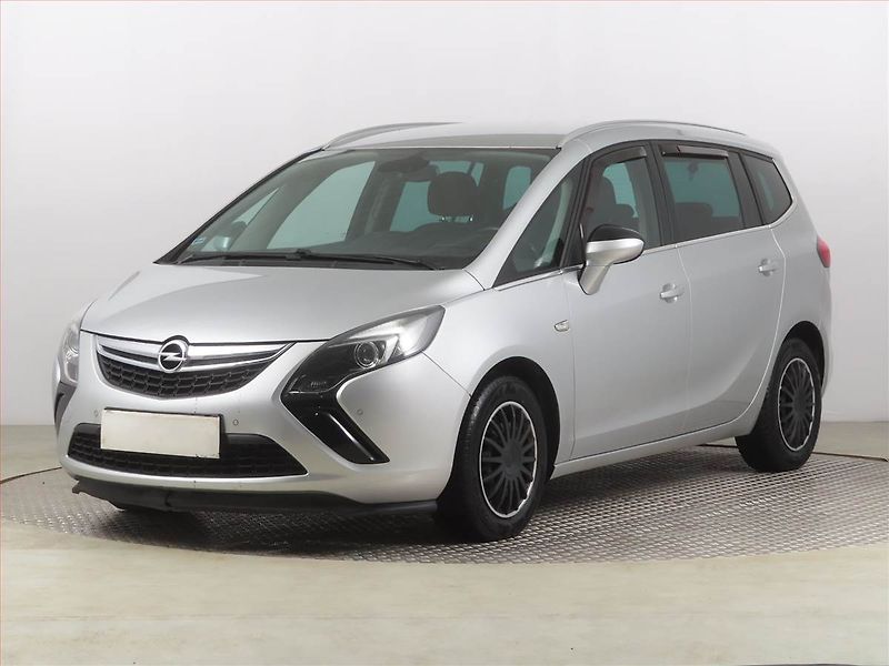 Opel Zafira (2015) 1.6 CDTI, Serv.kniha, Navi - fotka 2 z 18
