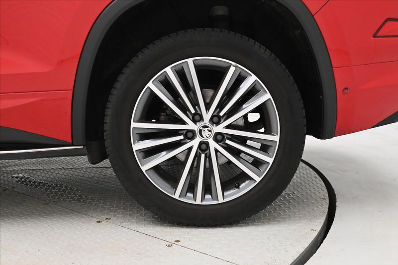 Škoda Kodiaq 2,0 TDI 110 kW DSG L&K 7Míst Z - fotka 35 z 35