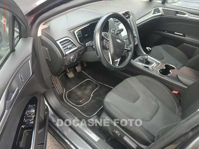 Ford Mondeo (2018) 2.0 TDCi, 2.maj, LED, navi - fotka 3 z 3