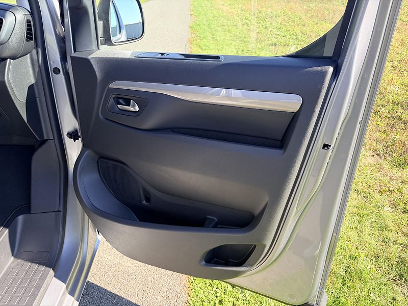 Toyota ProAce Verso 2.2 132KW 8 MÍST, 8AT, L2 - fotka 45 z 46