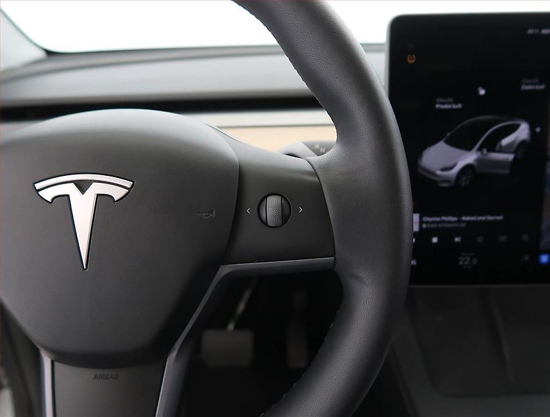 Tesla Model Y (2023) Long Range AWD 79kWh, SoH 92% - fotka 29 z 33