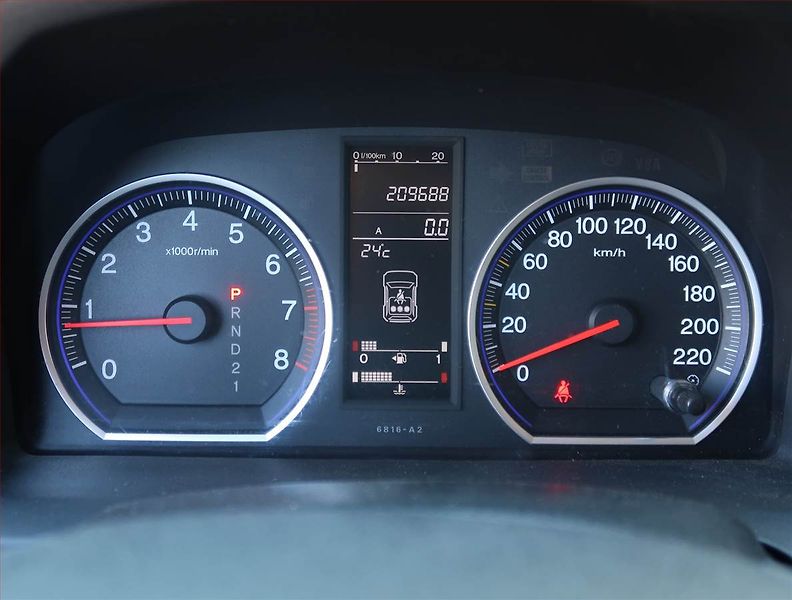 Honda CR-V (2007) Executive 2.0 i, 4X4, Automat - fotka 11 z 18