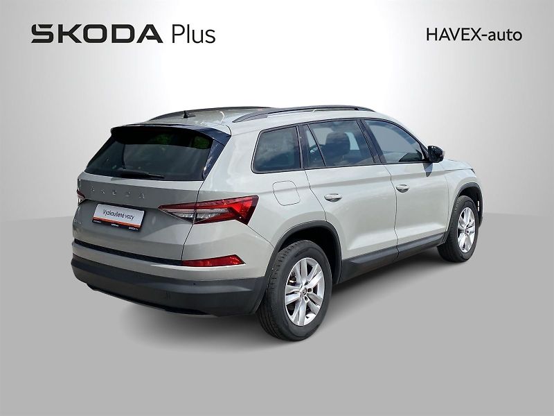 Škoda Kodiaq (2022) 1.5 TSI Ambition - fotka 2 z 37