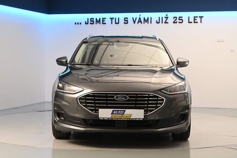 Ford Focus (2022) 1.5 LED ACC TITANIUM Tažné 8AT - fotka 3 z 39