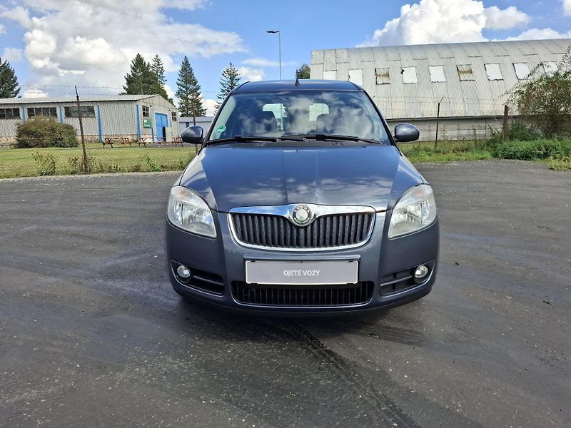 Škoda Roomster (2009) 1.4 16v 63kW,klima,stk 2028 ! - fotka 2 z 18