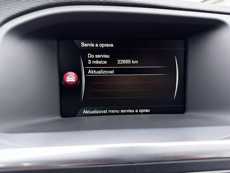 Volvo V60 Cross Country D4 AWD // 4x4 - fotka 24 z 30