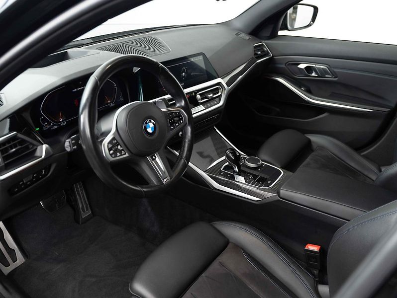 BMW Řada 3 M340d xDrive - fotka 11 z 21