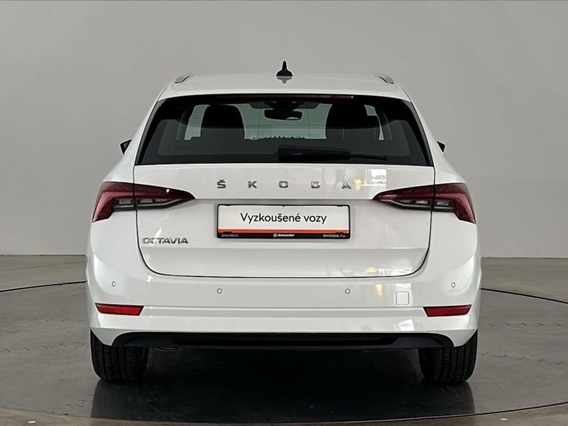 Škoda Octavia Style - fotka 17 z 27