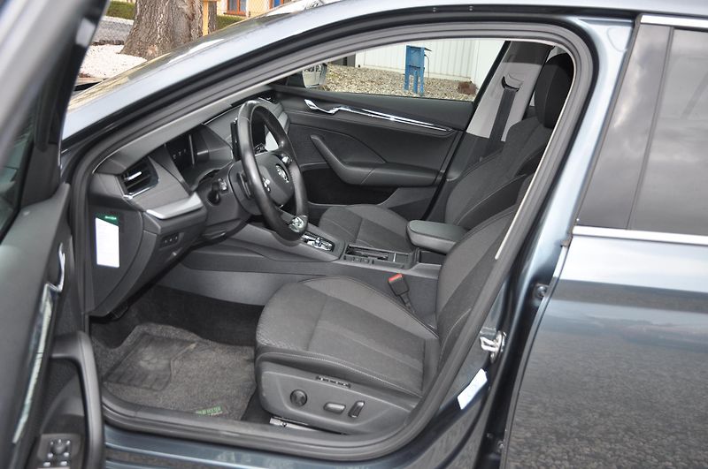 Škoda Octavia IV 2.0TDi 110kW A/T - fotka 6 z 29