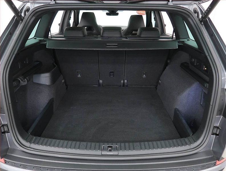 Škoda Kodiaq (2022) Sportline 1.5 TSI, digi klima - fotka 14 z 30