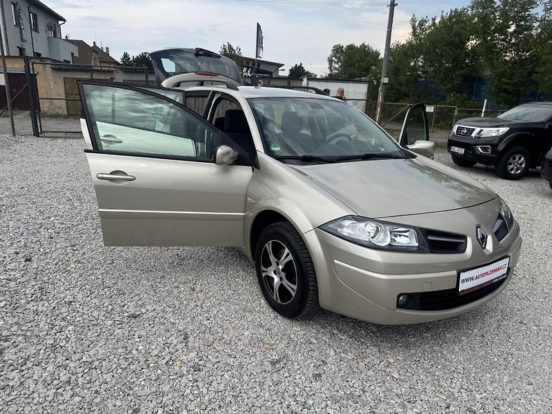 Renault Mégane (2009) 1.6-16V,1MAJITEL,NEHAVAR.PĚKNÉ - fotka 10 z 40