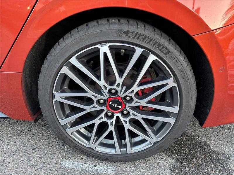 Kia ProCeed 1,6 TGDi 150kW AT GT ZÁRUKA - fotka 43 z 52