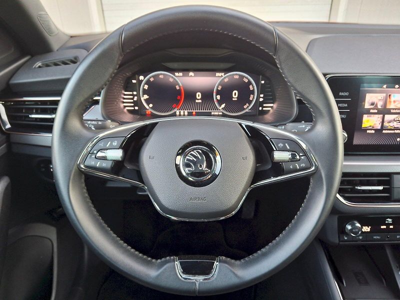Škoda Kamiq (2023) Style 1,0TSi 81kW - fotka 16 z 34