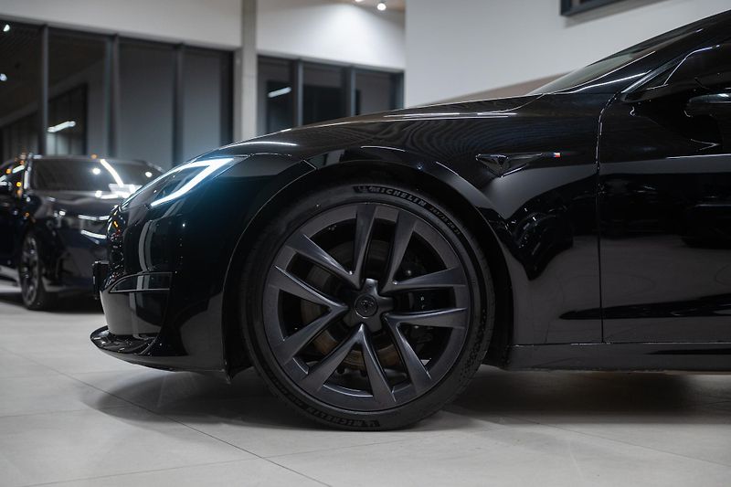 Tesla Model S (2023) Free Unlimited Supercharging - fotka 5 z 59