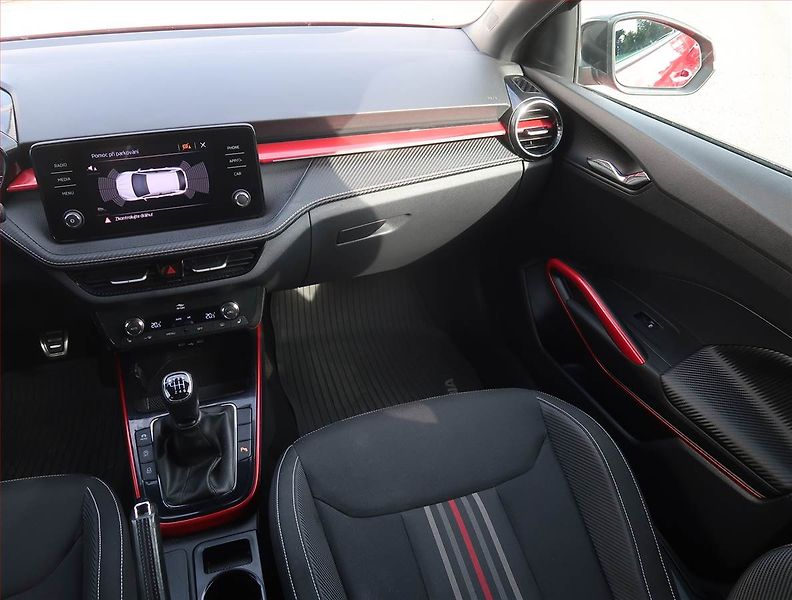 Škoda Fabia (2022) Monte Carlo 1.0 TSI - fotka 8 z 23