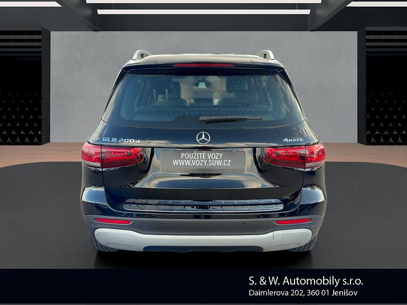 Mercedes-Benz GLB 200 d 4MATIC - fotka 6 z 35
