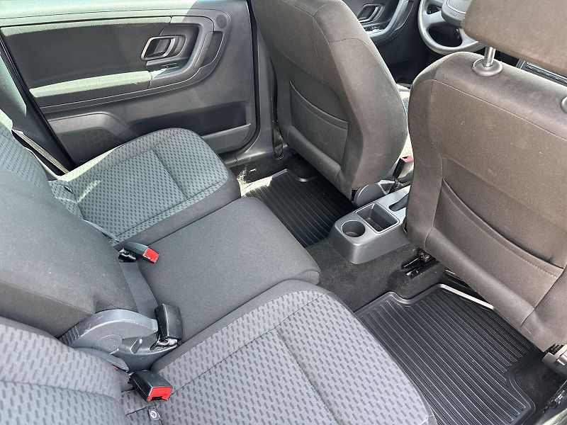 Škoda Roomster (2011) 1.2 TSI Ambition - fotka 10 z 24