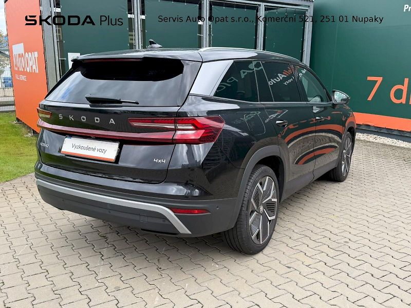 Škoda Kodiaq (2024) EXCLUSIVE SELECTION 2,0 TDI 14 - fotka 2 z 29