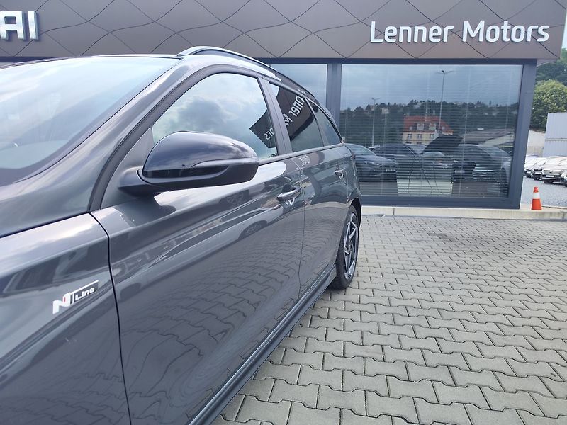 Hyundai i30 1.5 T-GDi/103 N-Line DCT MHEV - fotka 11 z 32