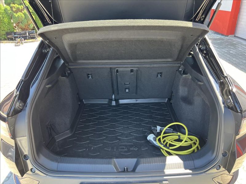 Volkswagen ID.4 Pro Performance 77kwh 92% - fotka 17 z 38