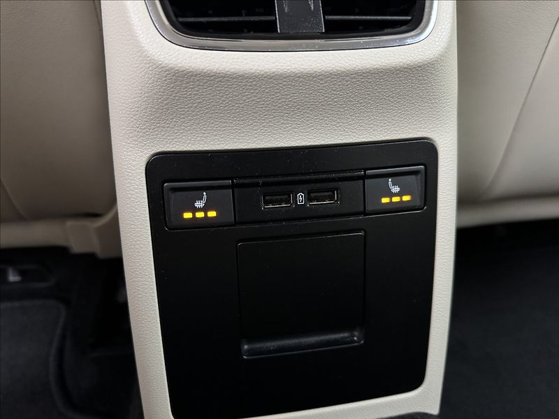 Škoda Octavia 1,4 DSG LED CANTON KŮŽE NAVI - fotka 37 z 44