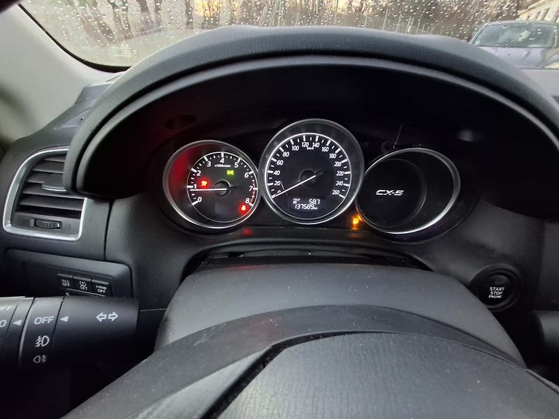 Mazda CX-5 2.0 121 kw Rezervace - fotka 26 z 39