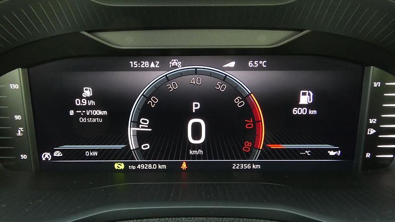 Škoda Karoq 1,5 TSI Style DSG - fotka 13 z 22