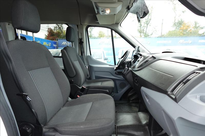 Ford Transit 2,0 TDCI  L3H2 8MÍST BUS KLIMA - fotka 15 z 29