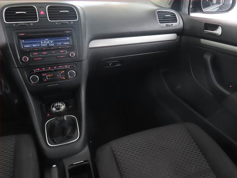 Volkswagen Golf (2012) 1.4 TSI, nová STK - fotka 8 z 15