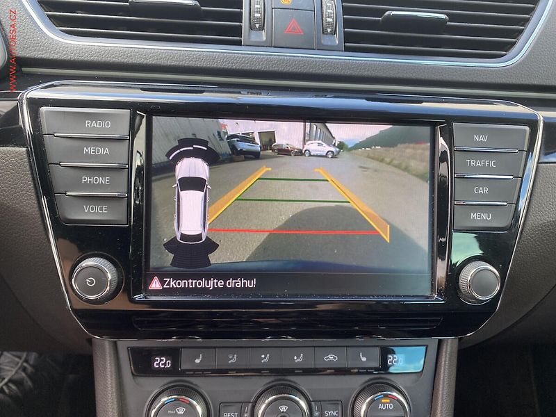 Škoda Superb (2015) 2.0 TSi 4x4, L&K, DSG, TZ - fotka 18 z 19