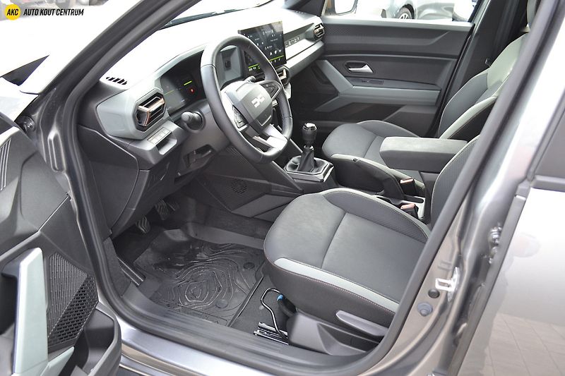 Dacia Duster EXTREME TCE 130 4x4 - fotka 24 z 55