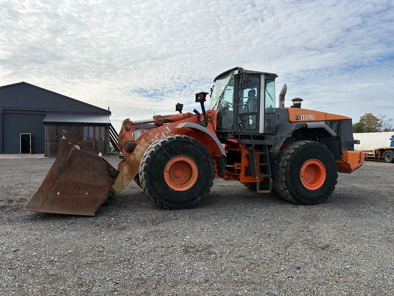 Hitachi (2007) ZW310 - fotka 3 z 31