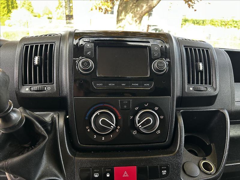 Citroën Jumper 2,2 HDi  Tažné,Handsfree,Senzo - fotka 13 z 42