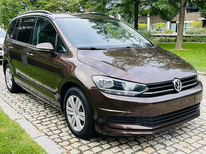Volkswagen Touran 1.2TSI MANUÁL 7MÍST SERVISKA - fotka 9 z 42