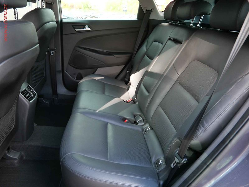 Hyundai Tucson (2015) 2.0CRDi 4x4, 1.maj,ČR, AT - fotka 10 z 30