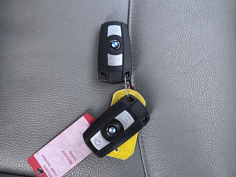 BMW Řada 3 330D, 180 kW, xDrive, kombi - fotka 19 z 25
