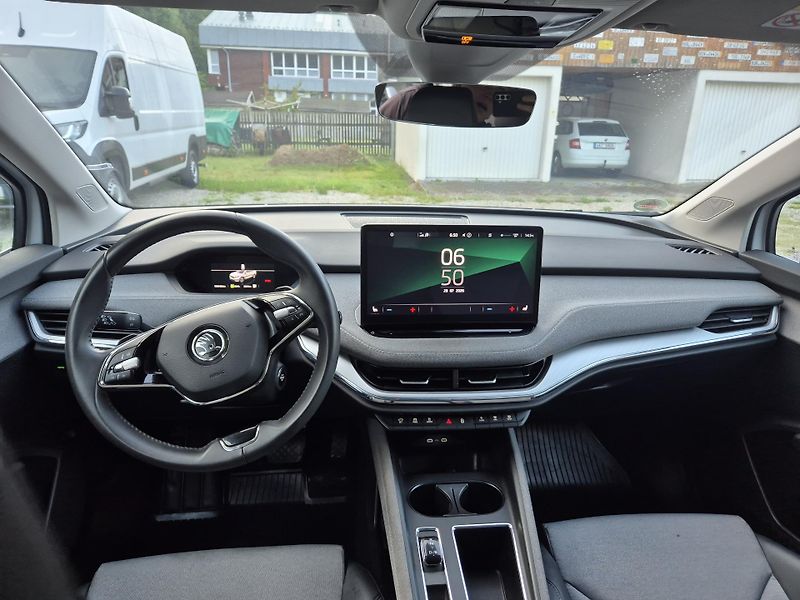 Škoda Enyaq 150kw, iV80 19ALU SOH 92% - fotka 10 z 45