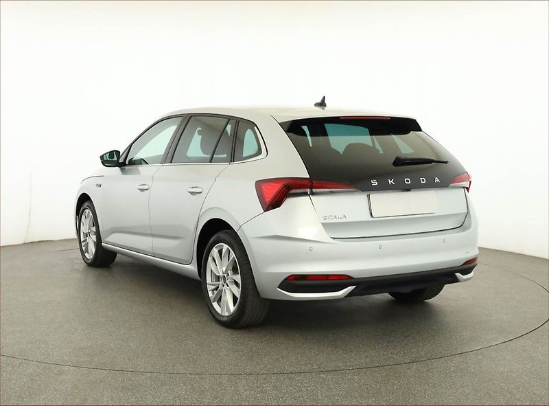 Škoda Scala (2024) Selection 1.0 TSI - fotka 4 z 21