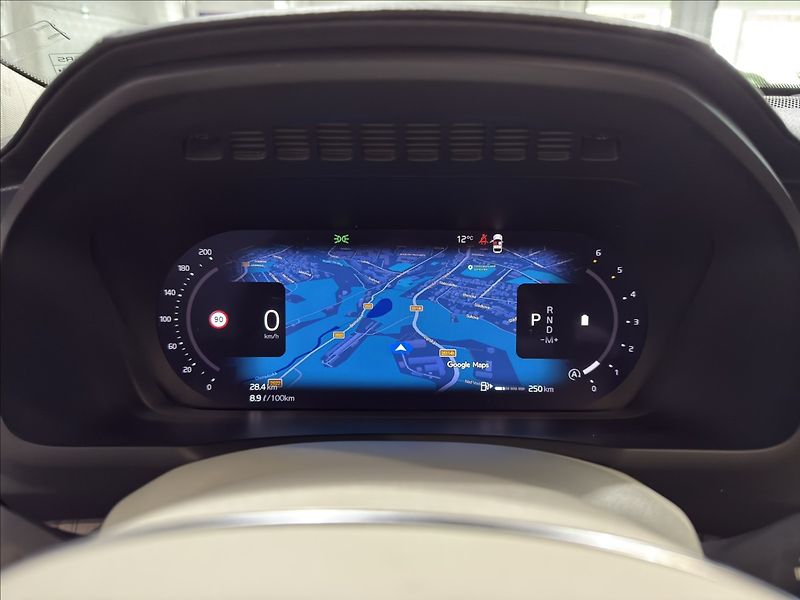 Volvo XC90 2,0   B5 POLESTAR HARMAN 360 - fotka 13 z 40