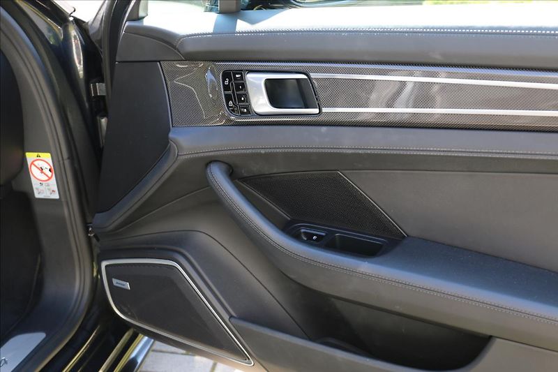 Porsche Panamera 2,9 343KW, DPH, ČR,4 E-HYBRID - fotka 43 z 77