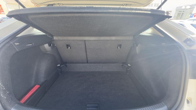 Volkswagen Taigo (2024) 1.0TSI DSG 81kW Display  - fotka 6 z 7
