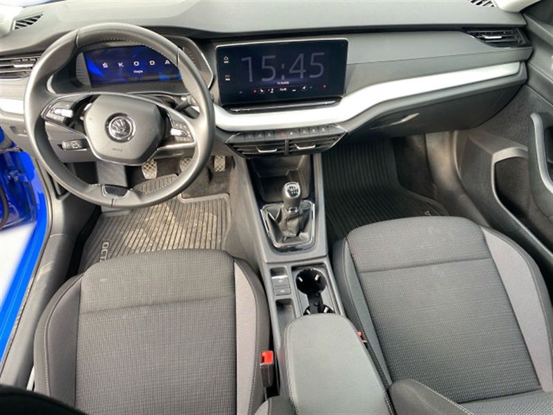 Škoda Octavia (2024) Combi 2.0 TDI Fresh - fotka 5 z 6